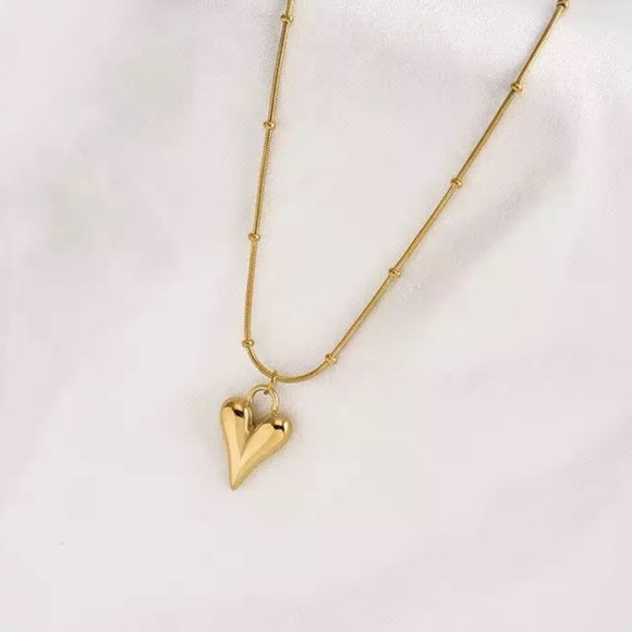 GP Heart Pendant Chain Necklace - Picture 2 of 2